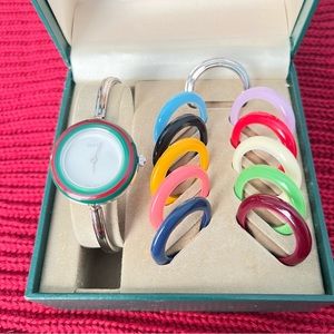 Gucci interchangeable bezel watch